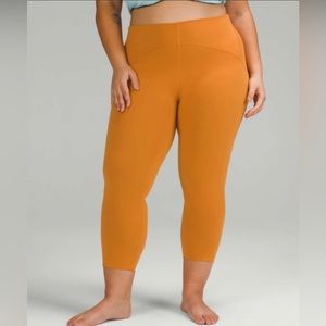 Lululemon Instill HR Crop 23"